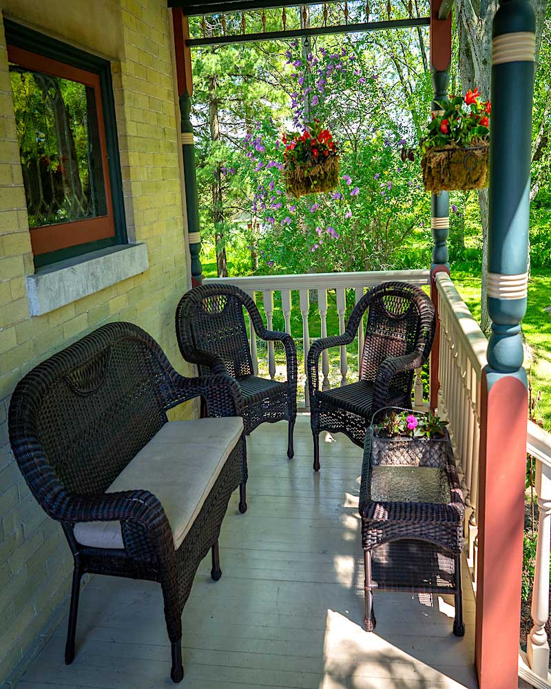 porch outside area